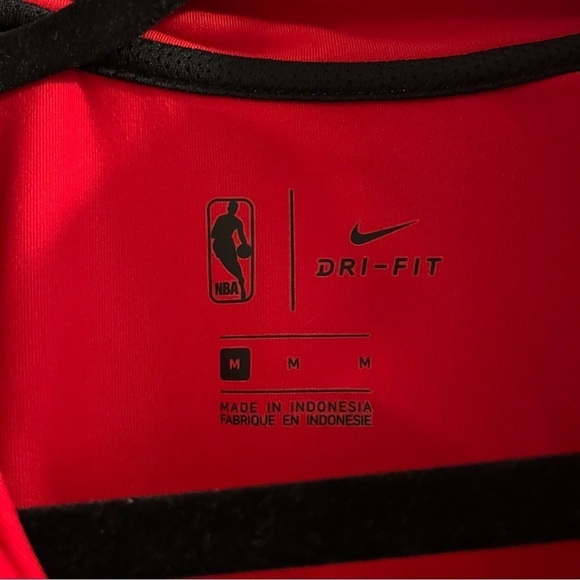 Red Portland Trailblazers Nike 1/4 Zip Dri-Fit  Size M - Picture 3 of 3